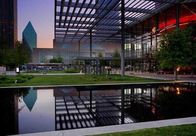 Courtyard Dallas Colinas 3*
