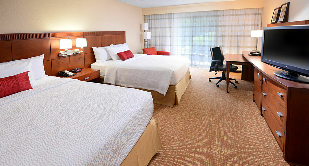 Courtyard Dallas Colinas Hotel